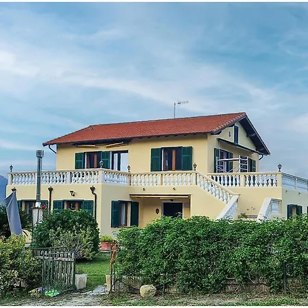Stunning In * 坎波罗索